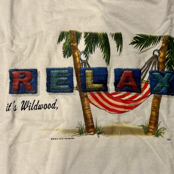 Tops & T-Shirts / White T-Shirt / “RELAX, it’s Wildwood” / Jersey Pride / Medium - Picture 3 of 9